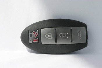 Смарт ключ (smart key) Nissan GTR