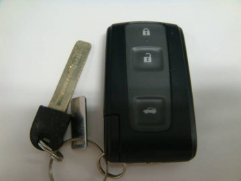 Смарт ключ (smart key) Toyota Crown 